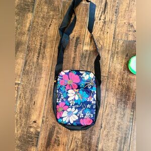 NEW crossbody bag. Took out of bag for pics.